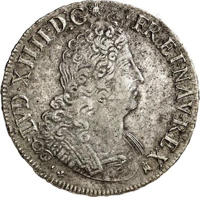 null LOUIS XIV (1643-1715). Écu aux 8 L du 2ème type 1709 BORDEAUX (K). 27,19 g.
A/...