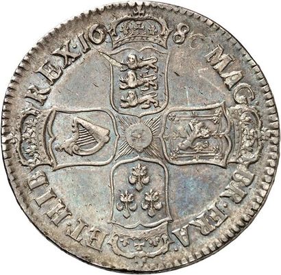 null JAMES II (1685-1688). Demi couronne en argent 1686. 1er buste. 14,63 g. Son...