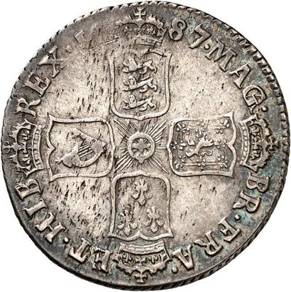 null JAMES II (1685-1688). Shilling en argent 1687 sur 6. 5,85 g. Son buste lauré...