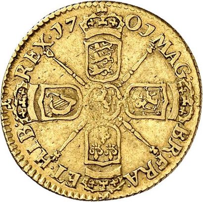 null WILLIAM III (1694-1702). Demi Guinée en or 1701. 4,08 g. Sa tête laurée à droite.
R/...