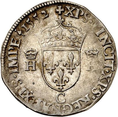 null HENRI II (1547-1559). Teston d'argent du 2ème type 1552 SAINT LO (C à la pointe...