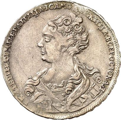 null CATHERINE Ière (1725-1727). Rouble 1726 MOSCOU. 29,09 g. Son buste drapé à gauche.
R/...