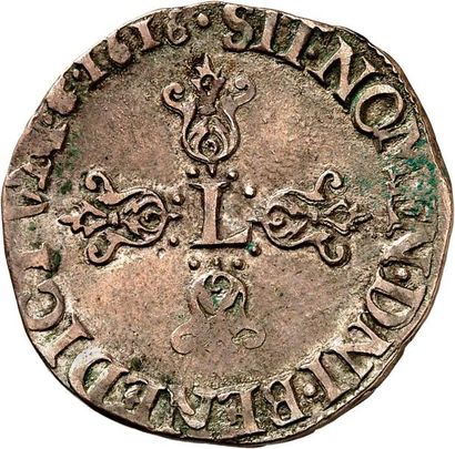 null LOUIS XIII (1610-1643). Demi-franc du 6ème type au buste enfantin, tête nue,...