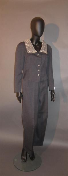 null John GALIANO, PARIS: Tailleur en laine chiné gris, noir, composé d'une veste...