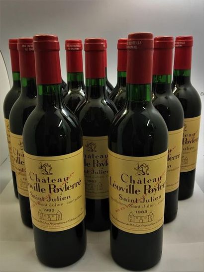 null 12 bouteilles de Château Léoville Poyferré, Saint-Julien 1983, en caisse bois...
