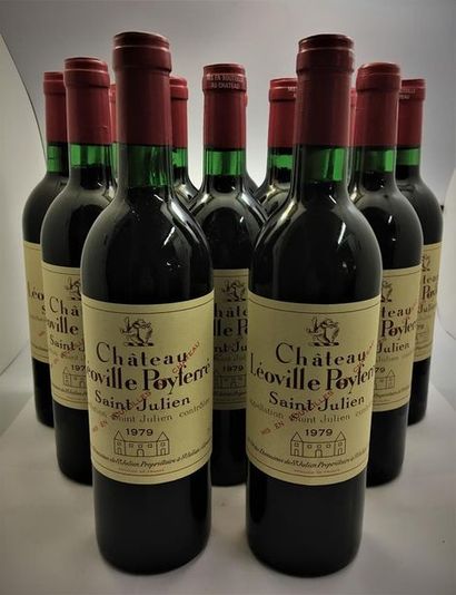 null 12 bouteilles de Château Léoville Poyferré, Saint-Julien 1979, en caisse bois...