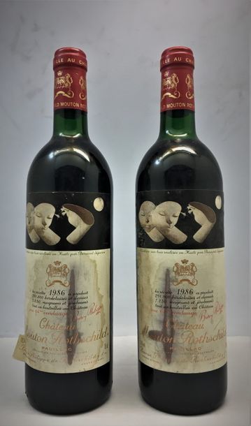 null 2 bouteilles de Château Mouton-Rothschild, Pauillac 1986.
Artiste en 1986: le...