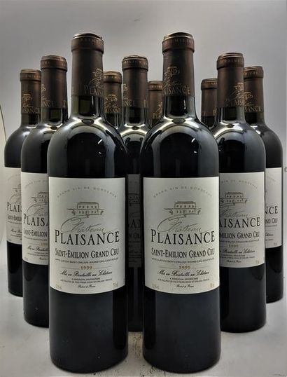 null 12 bouteilles de Château Plaisance Saint-Émilion Grand Cru 1999, en caisse bois...