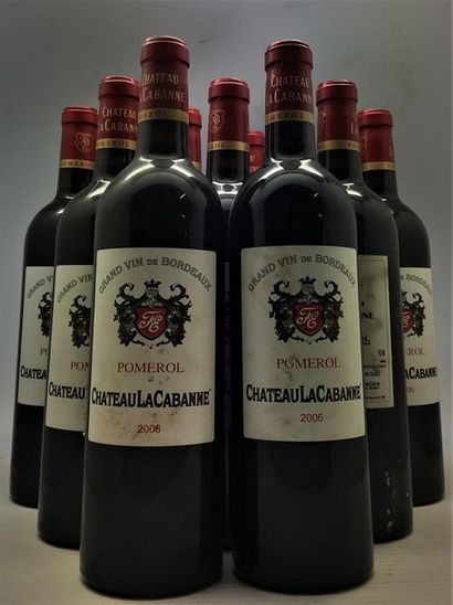 null 12 bouteilles de Château La Cabanne Pomerol 2006, en caisse bois d'origine.
6...