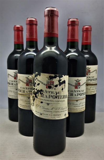 null 6 bouteilles de Château Latour à Pomerol Pomerol 2004, en caisse bois d'origine.
Étiquettes...