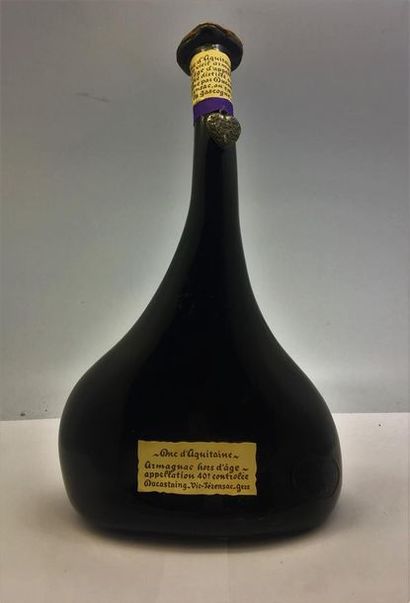 null 1 bouteille d' Armagnac Hors d'Âge, Duc d'Aquitaine, Ducastaing-Vic- Jézensac...