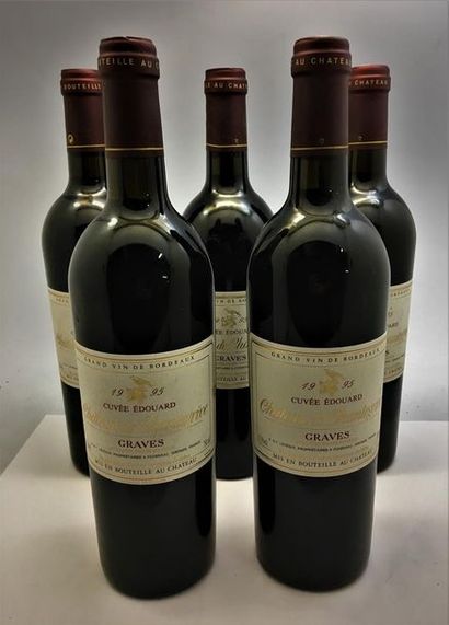 null 5 bouteilles de Château Chantegrive Cuvée Edouard Graves 1995.
Une étiquette...