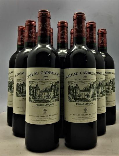 null 12 bouteilles de Château Carbonnieux Pessac-Léognan Grand Cru
Classé de Graves...