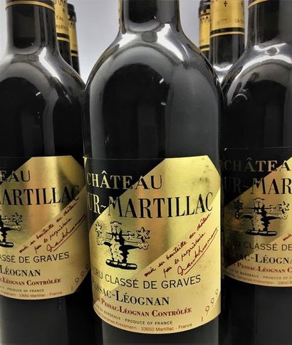 null 12 bouteilles de Château Latour-Martillac Pessac-Léognan Grand Cru
Classé de...
