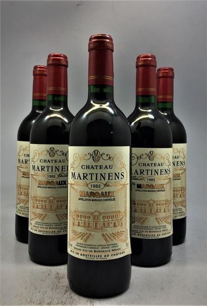 null 6 bouteilles de Château Martinens Margaux 1982, en caisse bois d'origine.