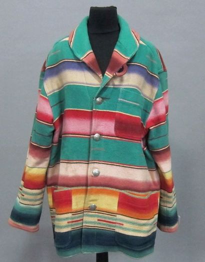 null Ralph LAUREN, EMPORIO ARMANI : Lot composé :

d'une veste en lainage multicolore...