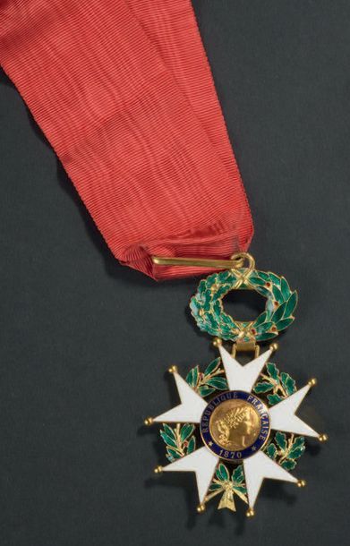 null Croix de commandeur de l'ordre de la Légion d'honneur en or, émaillée, centres...