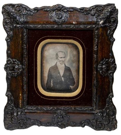 Portrait d'homme. Daguerréotype.9 x 6.5 cm....