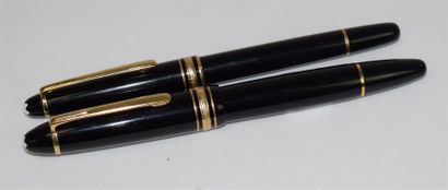 MONTBLANC Un stylo plume et un stylo