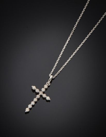 PENDENTIF « croix » et sa chaînette or gris...