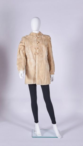 TRIANA 
3/4 length coat in castorette, trimmings...