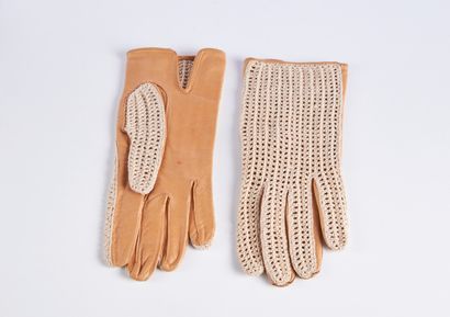  ANONYMOUS 
TWO PAIRS OF ivory leather and knit gloves (T7) 
(small dirt on knit...