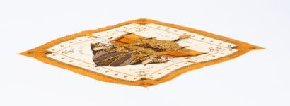  HERMÈS 
Pleated square in printed silk twill titled "Vue du Carrosse - La galère...