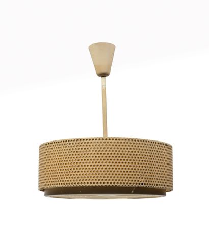 Pierre GUARICHE (1926-1995) Circular chandelier with beige lacquered perforated metal...