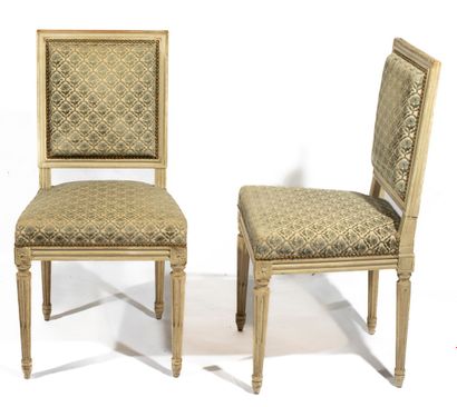 Pair of chairs in grey relacquered naurel...