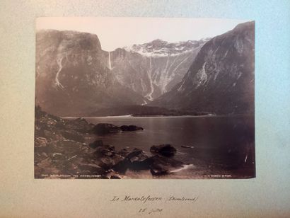  Norvège, Suède et Danemark Deux albums contenant des tirages albuminés ca 1890,...