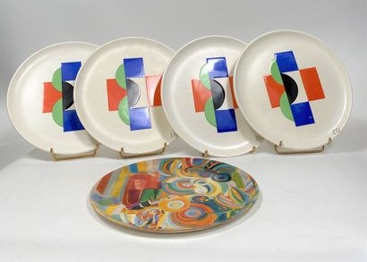  Sonia DELAUNAY (1885-1979) 
Assiettes 
Suite de 4 assiettes circulaires en céramique...