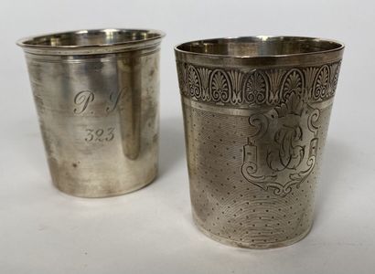 Lot of two silver kettledrums (925 ‰), one...