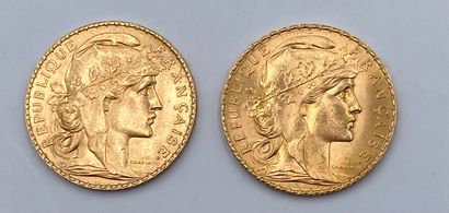  Ensemble de 25 pièces d'or : 
1 pièce de 20 Francs en or type "Napoleon III Tête...