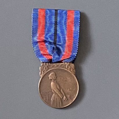 FRANCE - Médaille des Victimes de l'Invasion...