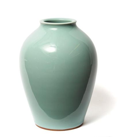 Vase Céladon de couleur clair-de-lune (bleu-vert...
