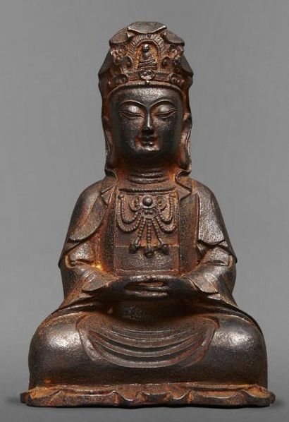 Figurine chinoise en fonte représentant Guanyin...
