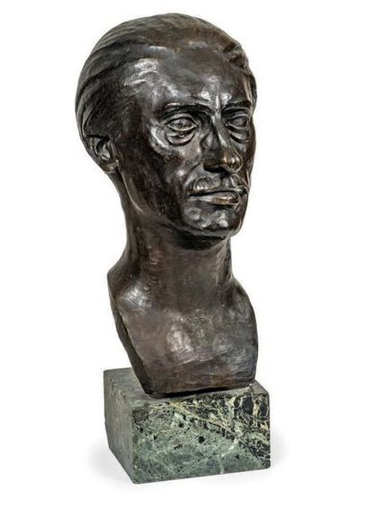 Georges-Clément de SWIECINSKI (1878-?) PORTRAIT DU DOCTEUR PL PETITA Bronze, signé...