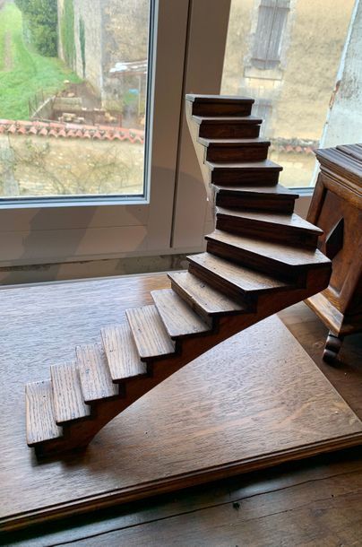 null Sharply angled oak staircase, fixed on a large rectangular base.
Master's work.
Height:...