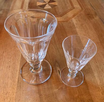 null Set of glasses with crystal feet: eight water glasses and four small port g...