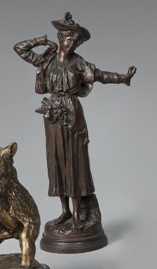 ÉCOLE FRANÇAISE, vers 1900 : JEUNE FEMME S'ÉTIRANT.
Bronze à patine brun doré.
H....