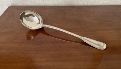 null Ladle in silver (950), filets model, engraved. Weight : 234 g. Wear and tear...