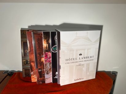 null Complete catalog and its booklet, in their box, of the Al Thani sale : Hôtel...