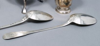 null Stew spoon in silver, uni-flat model. Engraved with a monogram. Hallmark of...