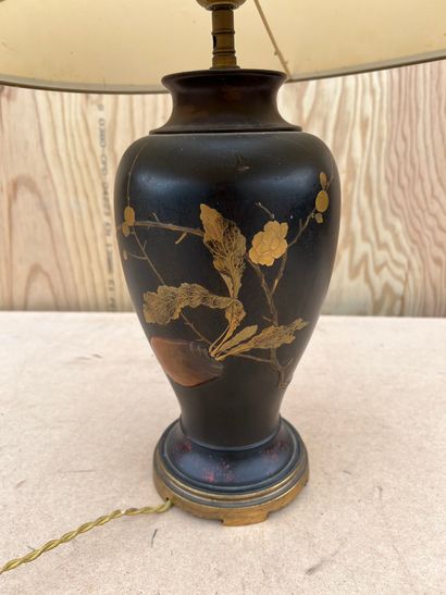 null Baluster vase in lacquered metal decorated with a branch of cherry tree and...