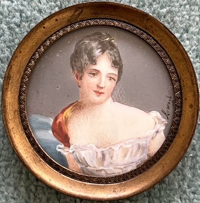 null Round miniature representing Juliette Récamier in bust. Signed Howard. D. 4,6...