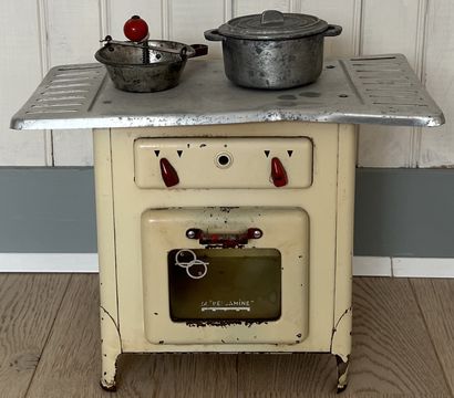 null Three miniature kitchen elements: a painted sheet metal electric stove of the...