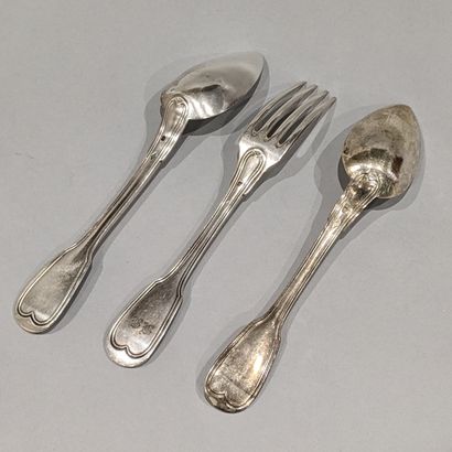null A fork and two table spoons in silver (925), net model. Weight : 251,12 g.