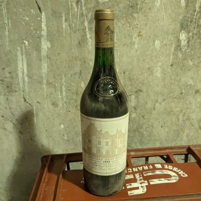 null CHATEAU HAUT-BRION, GCC1, Graves, 1988. Deux bouteilles.