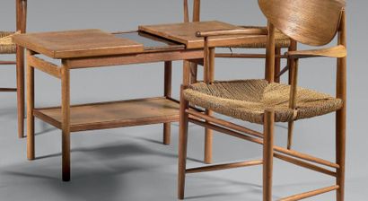 Travail DANOIS vers 1960-1970 Table basse de forme rectangulaire en palissandre,...