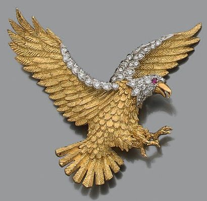 null Broche en or jaune 18 K (750), 14 K (585) et platine, figurant l'aigle américain...